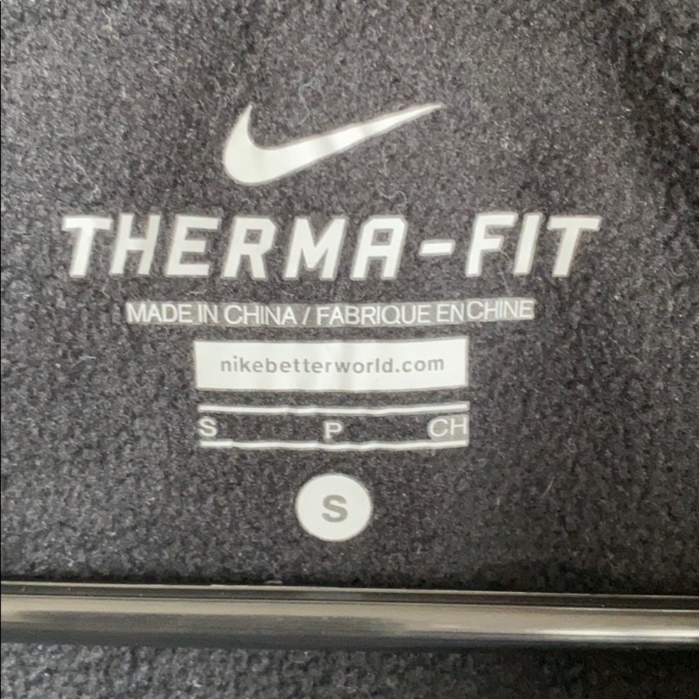 Nike Zip Jacket - Picture 4 of 5